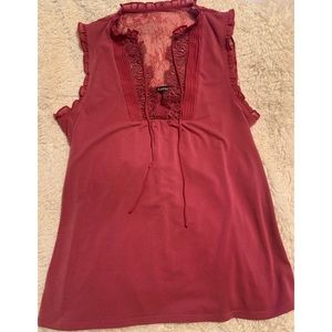 EUC EXPRESS Rose Sleeveless Shirt-Small